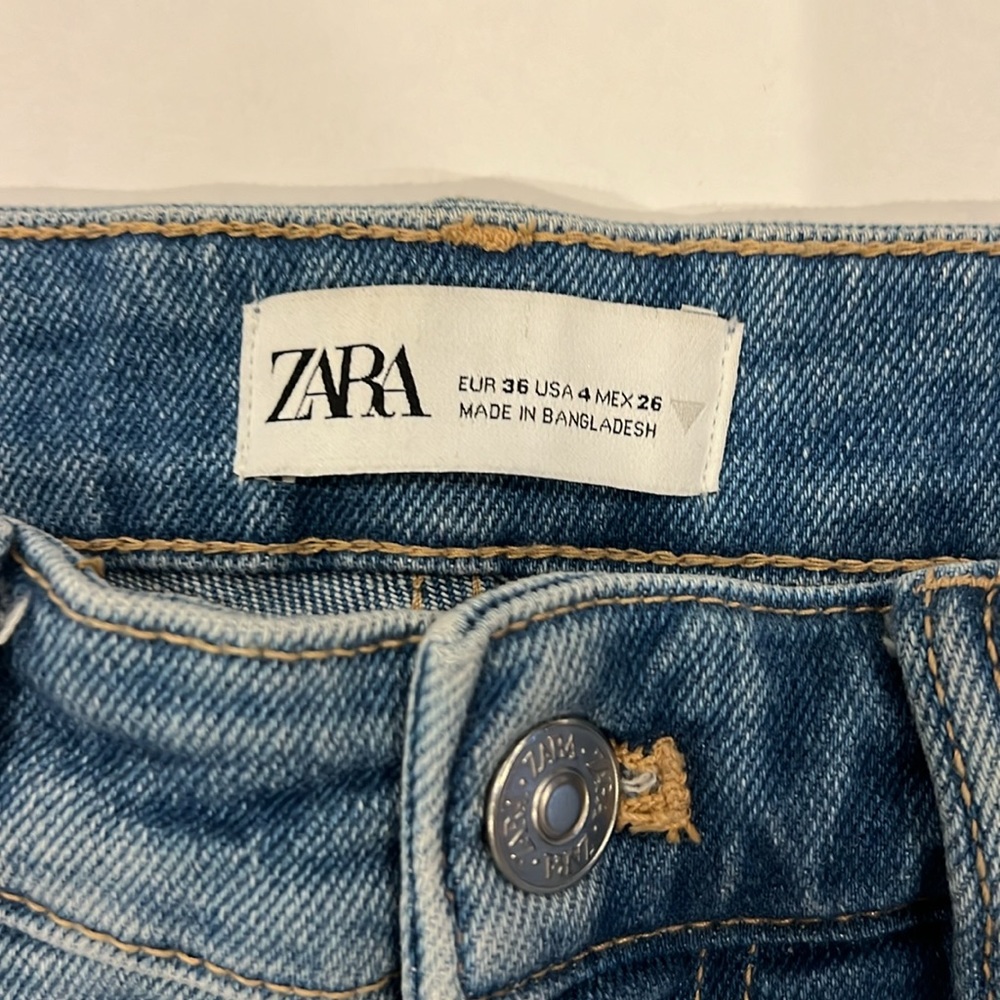 Zara ripped high-waisted skinny jeans size 4 - Picture 2 of 4